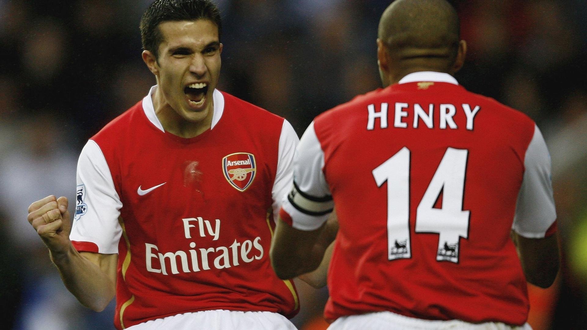 爱游戏网站入口-Ming在阿森纳比赛中重返赛场，败北引发热议！观众掌声雷动